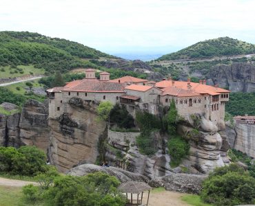 מטאורה יוון בתי מלון למשפחות