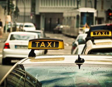הזמנת מונית מנמל התעופה פודגוריצה השוואת מחירים