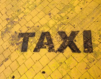 מוניות במלטה בשדה התעופה