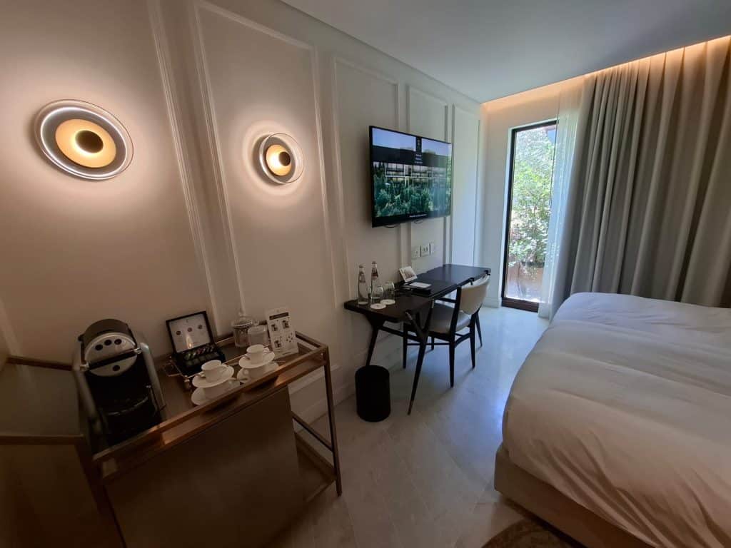 חדר במלון התיאטרון